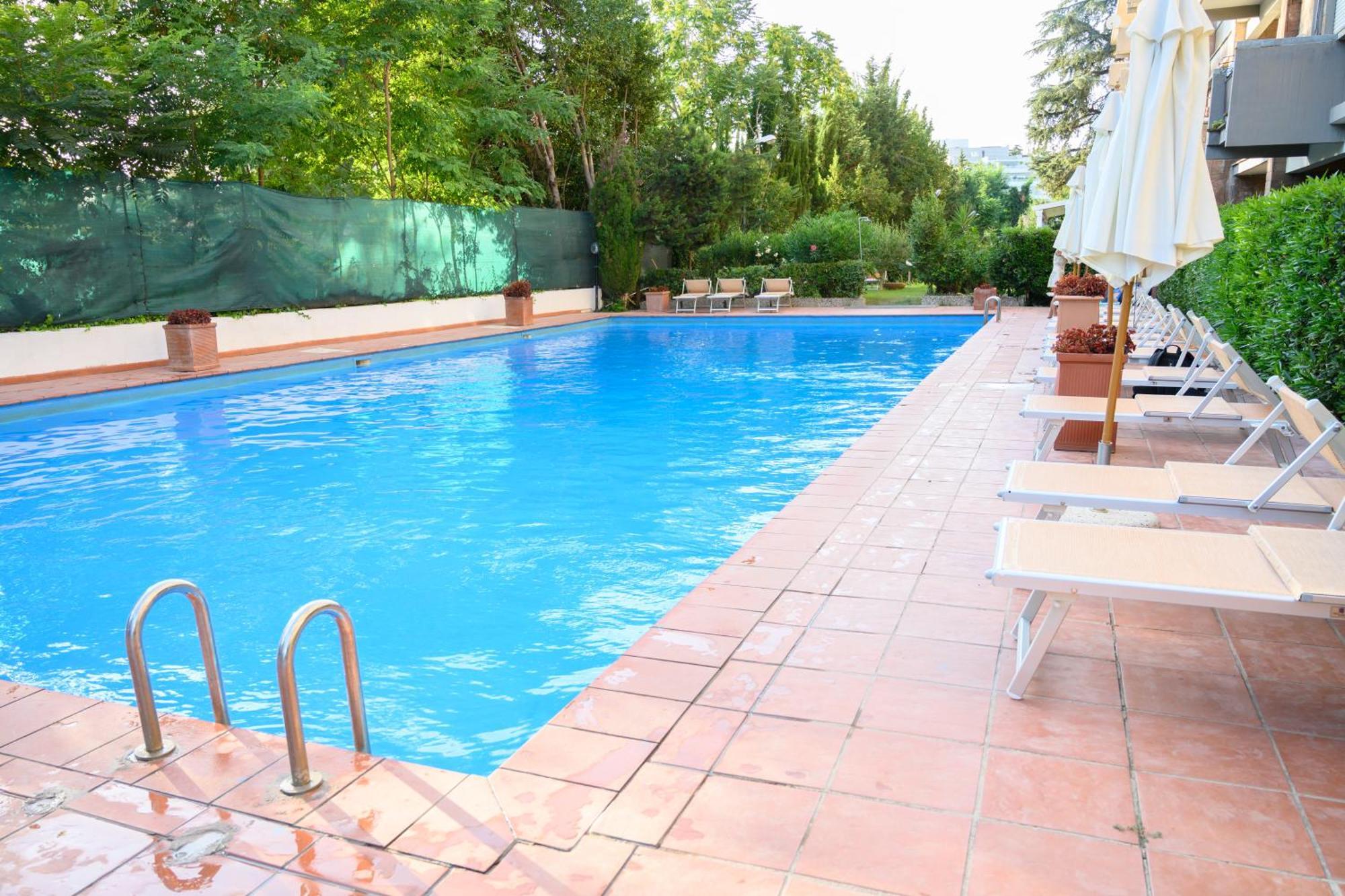 Laura Sweet Home Con Piscina Рим Екстериор снимка