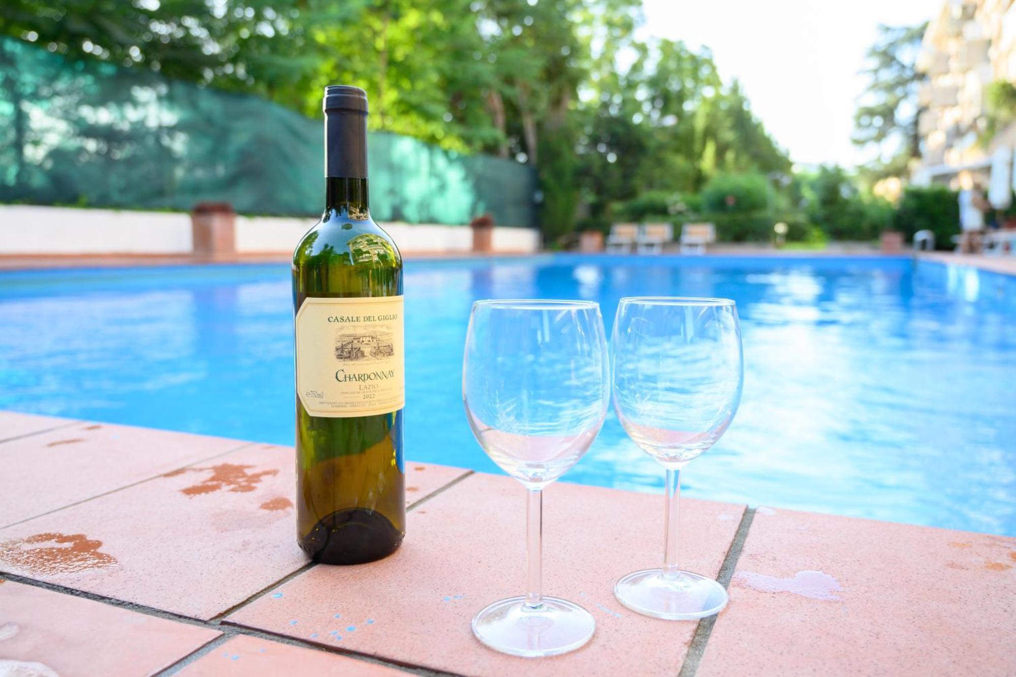 Laura Sweet Home Con Piscina Рим Екстериор снимка